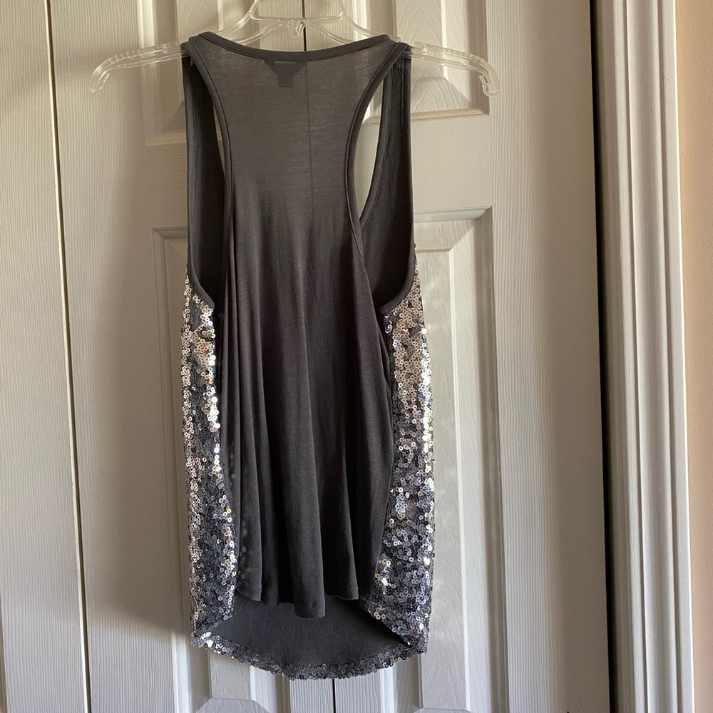 Guess Tank Top - Picture 3 of 4